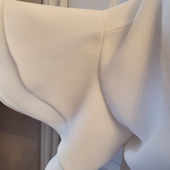 ZARA WOMAN White Round Neck with Flutter Sleeves Blouse - Picture 3 of 5